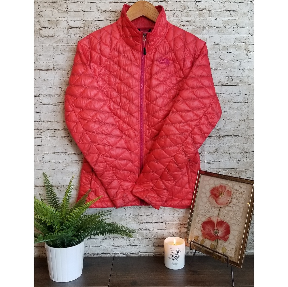 The North Face Full Zip Thermoball Jacket-Small